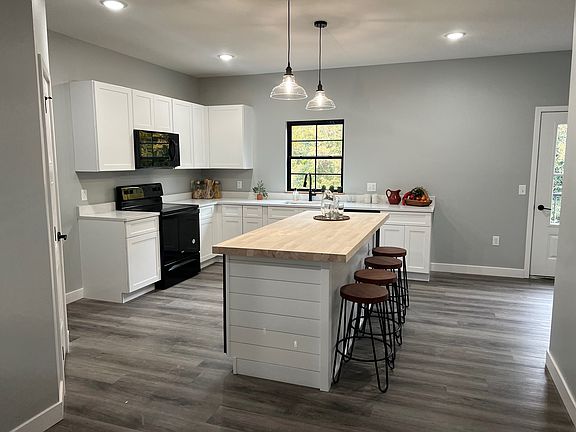 Staged unit with an identical floorplan.