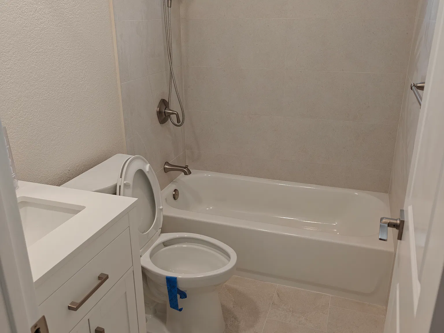 3 bed, 1552 sqft, $1,100 — Photo 2