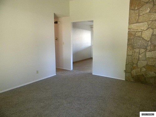 5th image of 959 Palmwood Dr