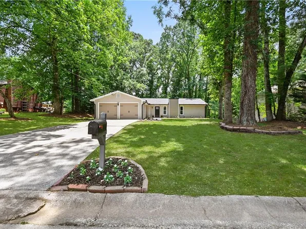 4246 Nora Ln, Duluth, GA 30096