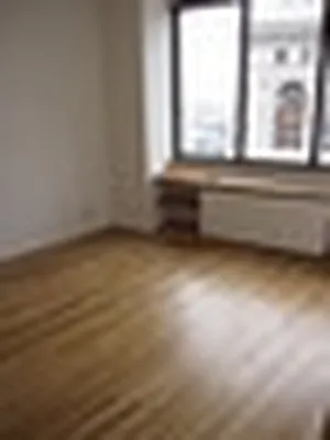 Rented by Newell and Assoc. | media 28