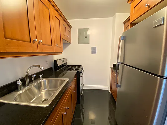 Rented by Corcoran | media 6