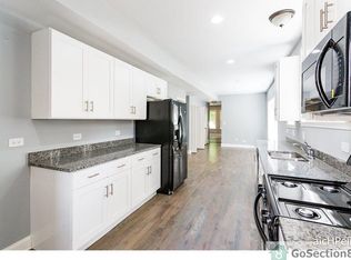 7814 S Phillips Ave, Chicago, IL 60649