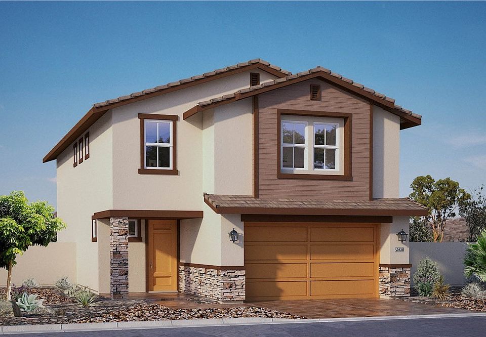 1st image of 560 Silver Falcon Ave