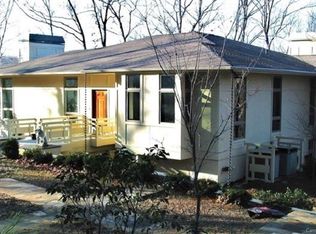 682 Aberdeen Ln, Pisgah Forest, NC 28768