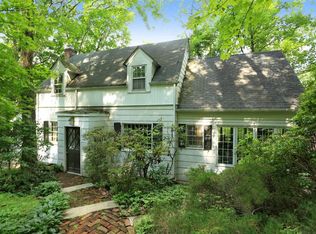 19 Alpine Trl, Morristown, NJ 07960