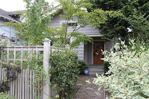 3rd image of 2415 Nob Hill Ave N