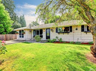 519 S 207th St, Des Moines, WA 98198