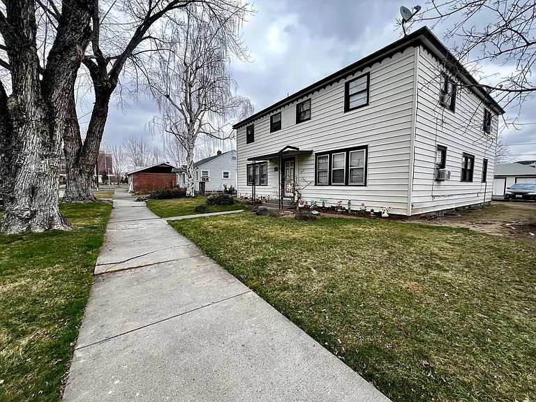207 S 9th Ave — Photo 12