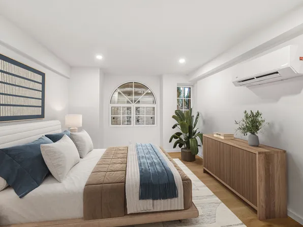 2 West 16th Street image 3 of 6