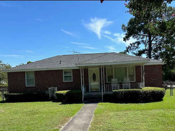1543 Dunbar Rd, Cayce, SC 29033