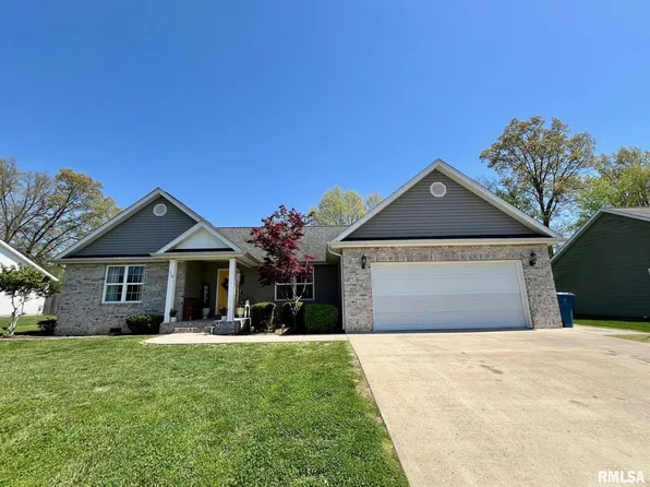 110 Breeze Dr, Carterville, IL 62918