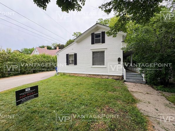 417 Fulton St