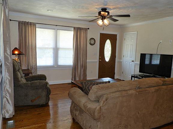 4th image of 3751 Signal Hill Ave NW