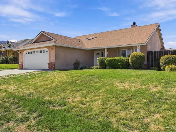 1309 Scarlet Oak Dr, Tehachapi, CA 93561