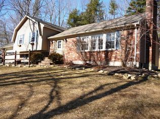 90 Warner Hill Rd, Derry, NH 03038