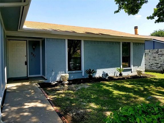 2nd image of 931 Lemontree Dr
