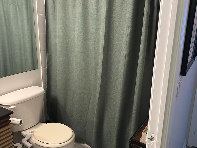 33 Elm Dr W #802 — Photo 6