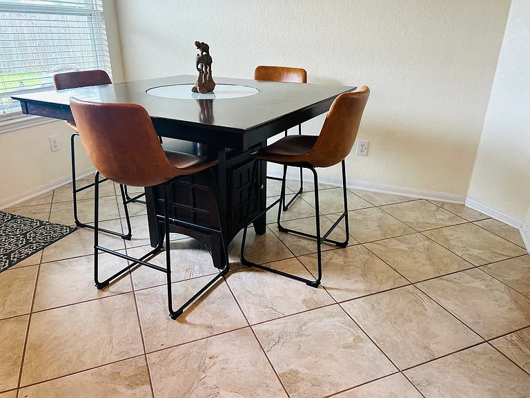 Breakfast nook