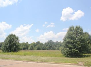 35 Stateline Rd W, Southaven, MS 38671