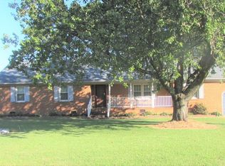 2512 Dan And Mary St, Elizabeth City, NC 27909