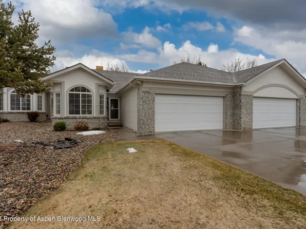 37 N Ridge Ct, Parachute, CO 81635