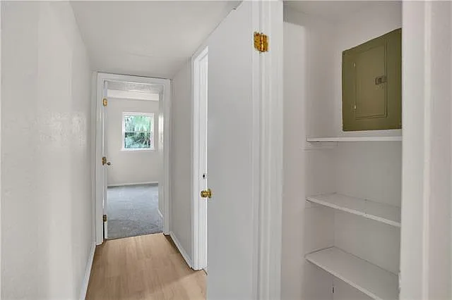 3 bed, 1.5 bath, 1600 sqft, $1,600 — Photo 3