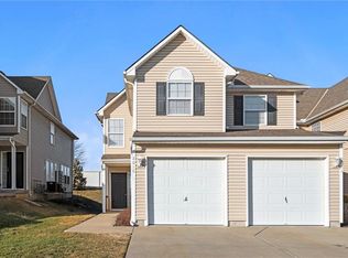 2016 Hickoryleaf Ln, Raymore, MO 64083