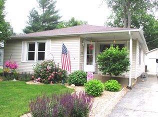 355 Cherry St, South Haven, MI 49090