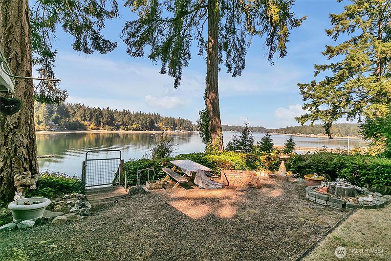 2nd image of 6614 156th Avenue SW