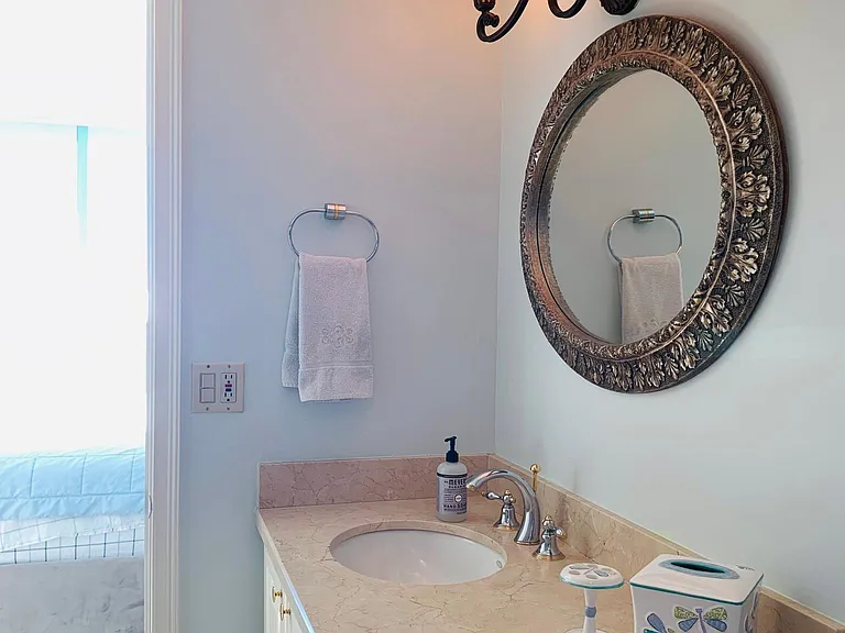 3400 SW 27th Ave #1001 — Photo 50