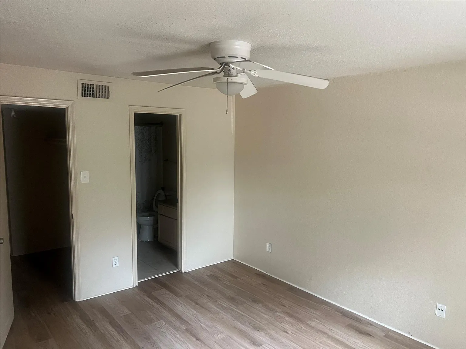 2 bed, 2.0 bath, 1014 sqft, $1,400 — Photo 1