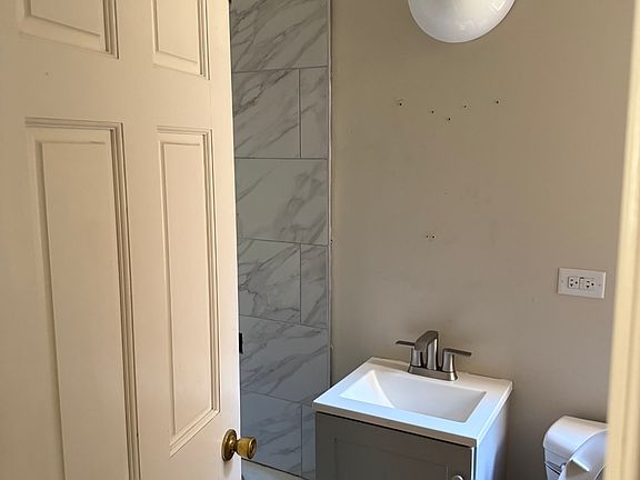 5th image of 2159 S Millard Ave APT 1R