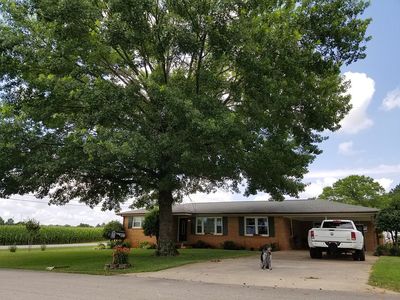 401 W Grove Ave, Muscle Shoals, AL, 35661
