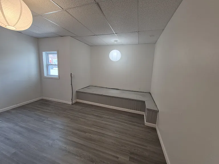 312 4th St #1 — Photo 3