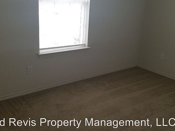 2nd image of 125 Ryan Cir Unit A