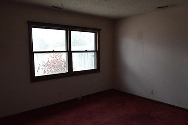 2nd image of 2406 Memorial Dr