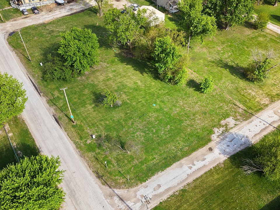 1st image of 700 Lincoln Ave