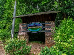 280 Amsterdam Dr, Lilburn, GA 30047