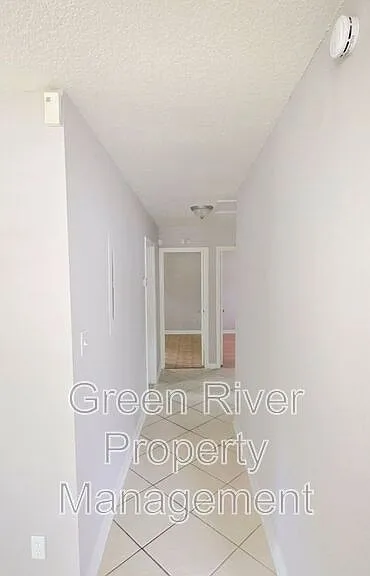 8910 Adams Ave — Photo 10