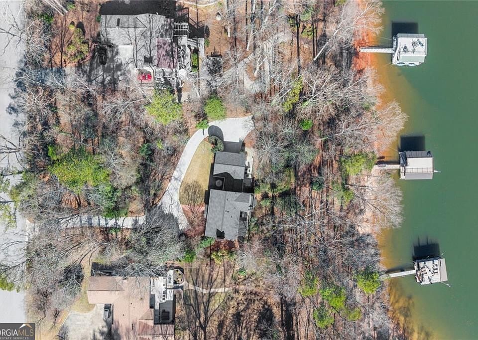 1st image of 1330 Lakeshore Cir