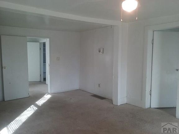 4th image of 1639 E 8th St