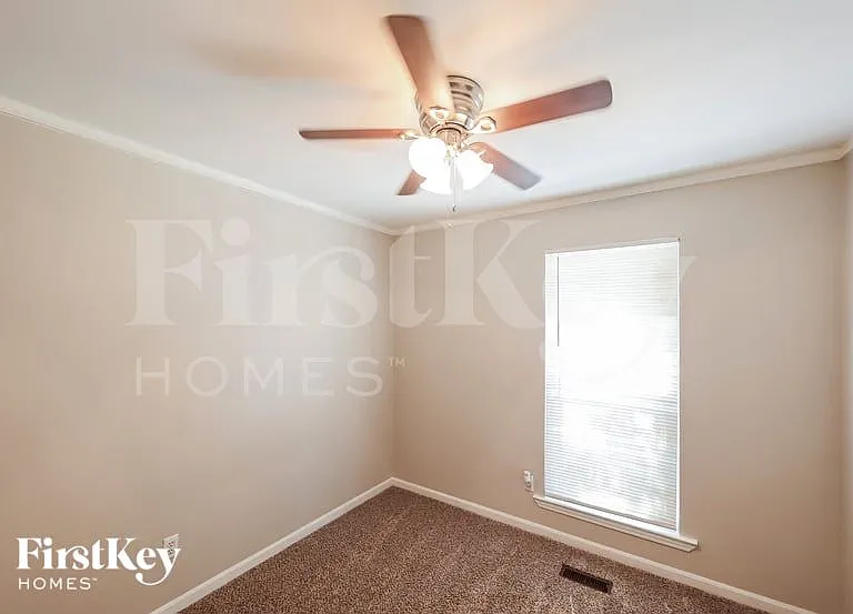 1521 Cedargate Cir — Photo 11