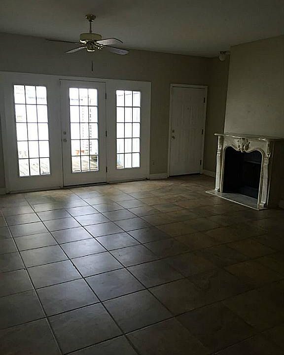 1st image of 510 Wilcrest Dr #510