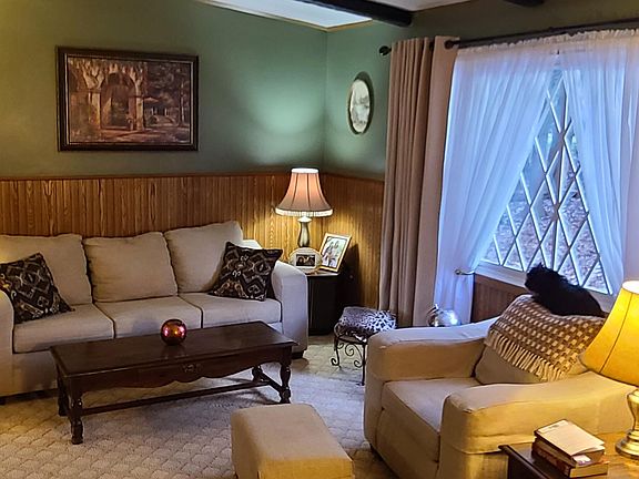 4th image of 292 Adderley Rd