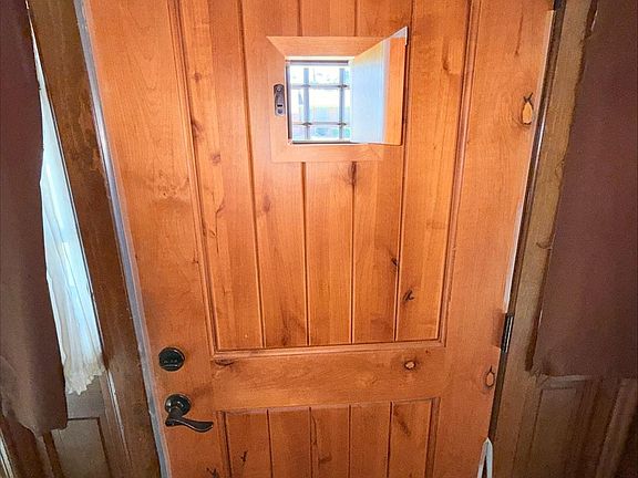 2nd image of 7901 Tradd St