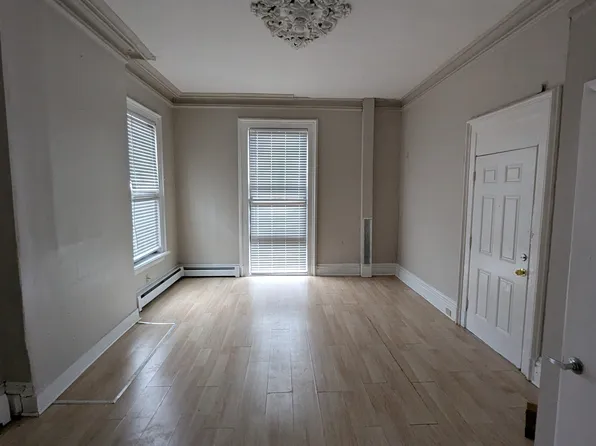 905 Asylum Ave #1, Hartford, CT 06105