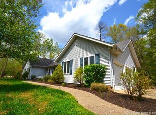 151 Eastwood Ct SE, Corydon, IN 47112