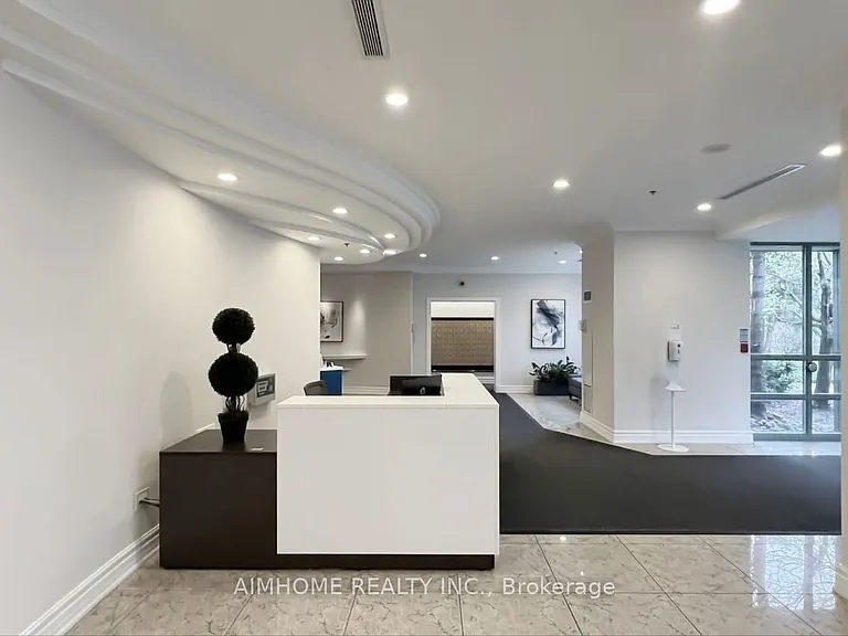 3 Ellesmere St #413 — Photo 13