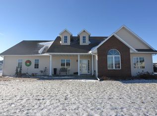 1021 Cherokee St, Nevada, IA 50201